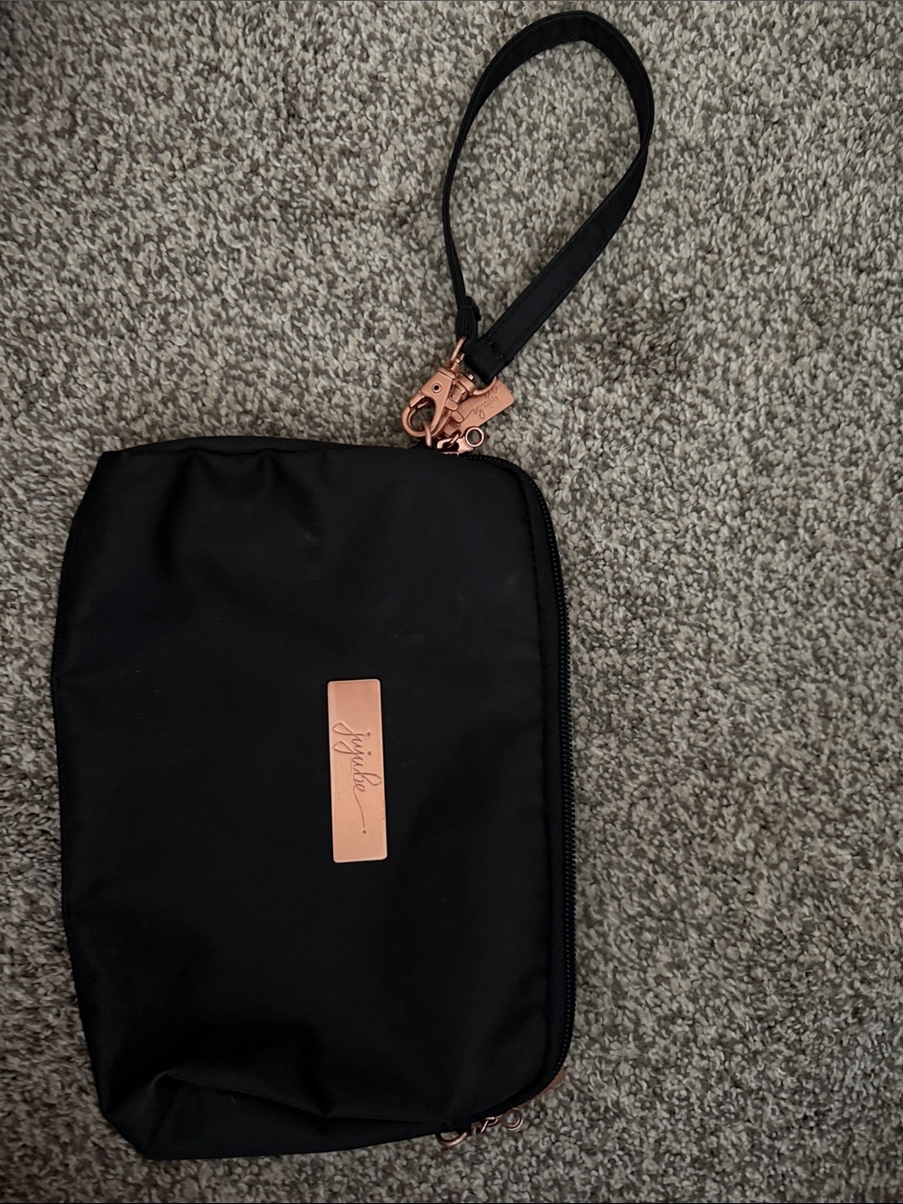 Ju-Ju-Be Black Wristlet with Rose Gold Plate